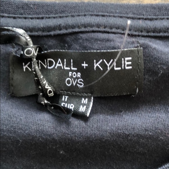 💕KENDALL+KYLIE - NWT Crewneck T-Shirt (M) - Picture 4 of 6